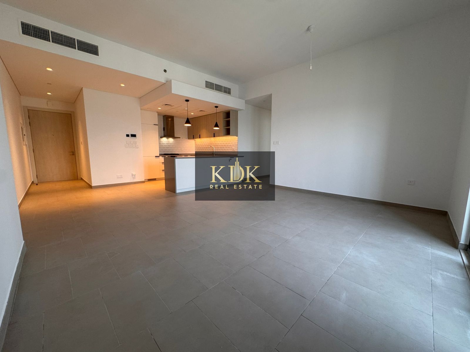 Spacious 2Br | Prime Location | Call Now