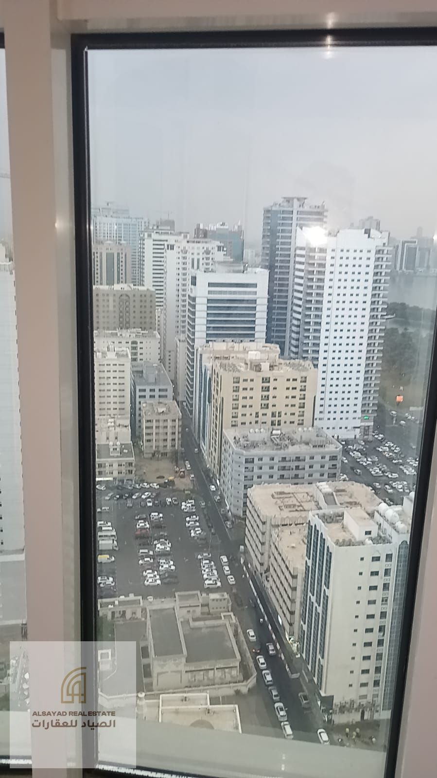 Charming 3 BR Apartment in Al Majaz 1: Modern Living