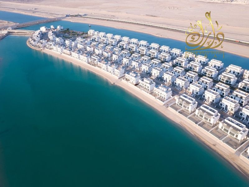 50% SLD discount-Waterfront Villa-Private Pool-Ready to Move in