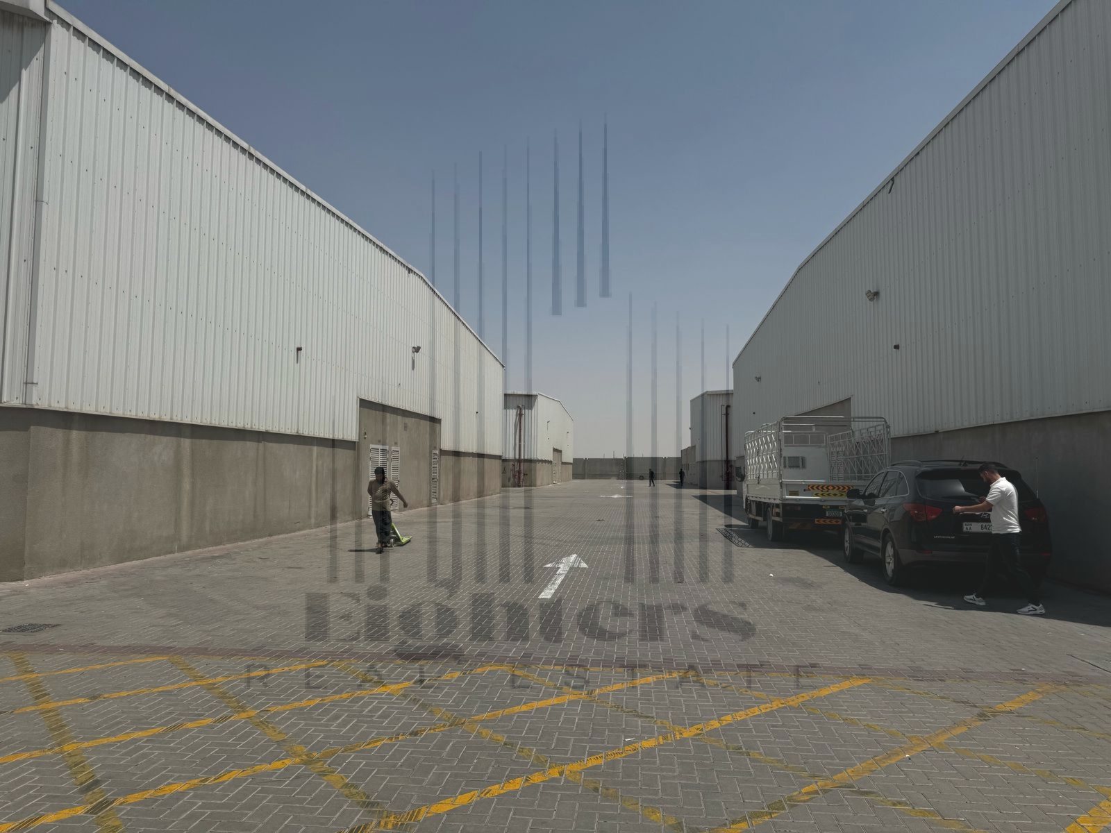 3,000 Sqft Warehouse in Industrial Area 4 | 8m Height | 16kW Power | 150,000 AED | 4 Cheques | Easy Loading