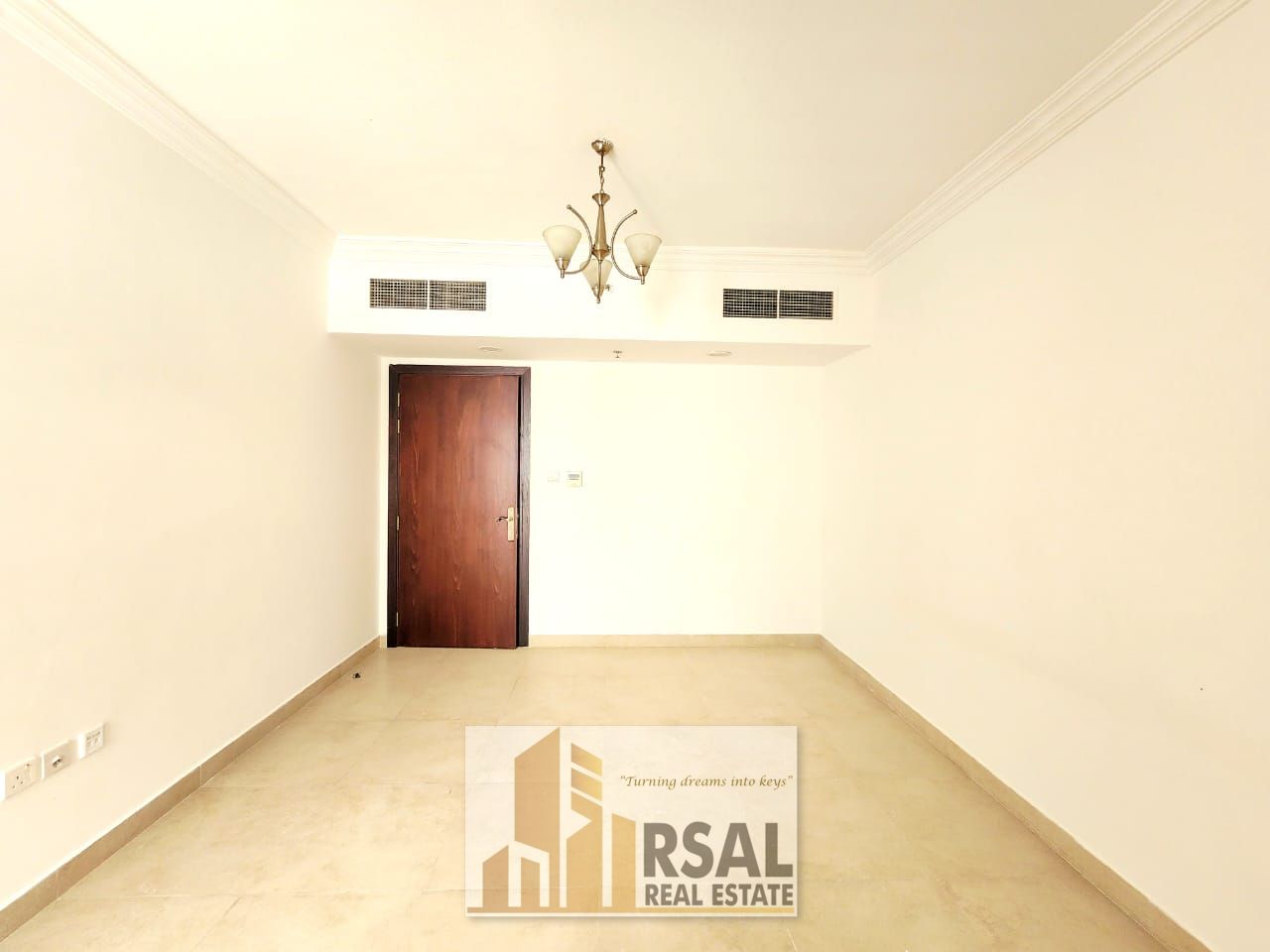 Spacious 2bhk || Prime Location || Ready To Move ||