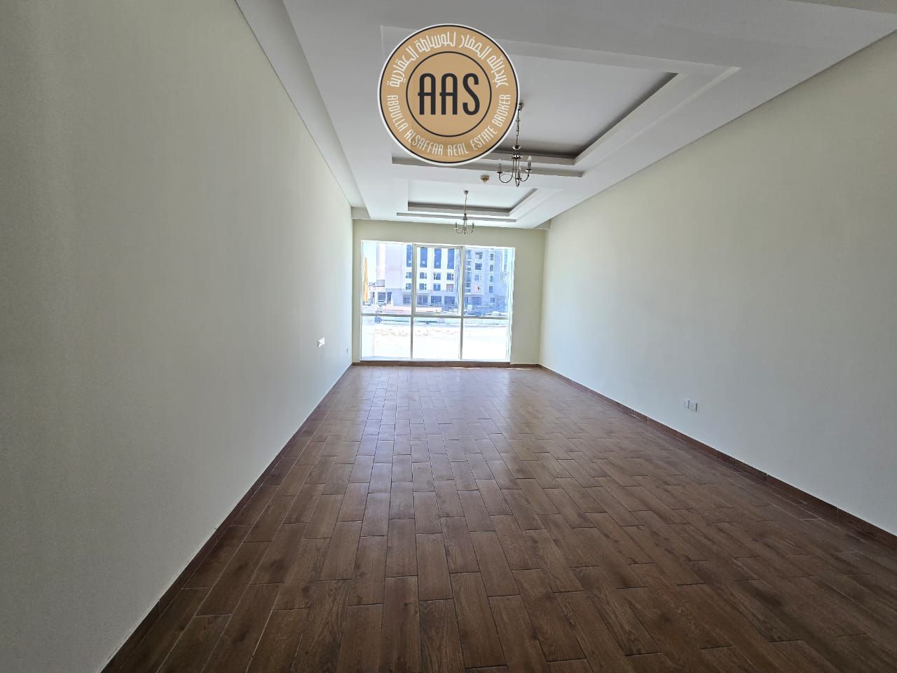 Very Spacious And Luxurious Open View 1Bhk With Chiller Free