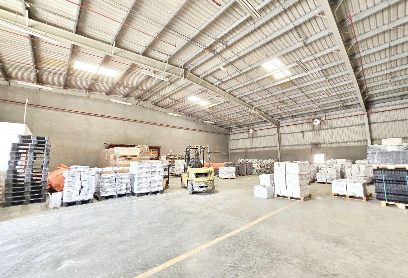 Tax Free Warehouse For Storage | Sprinkler System