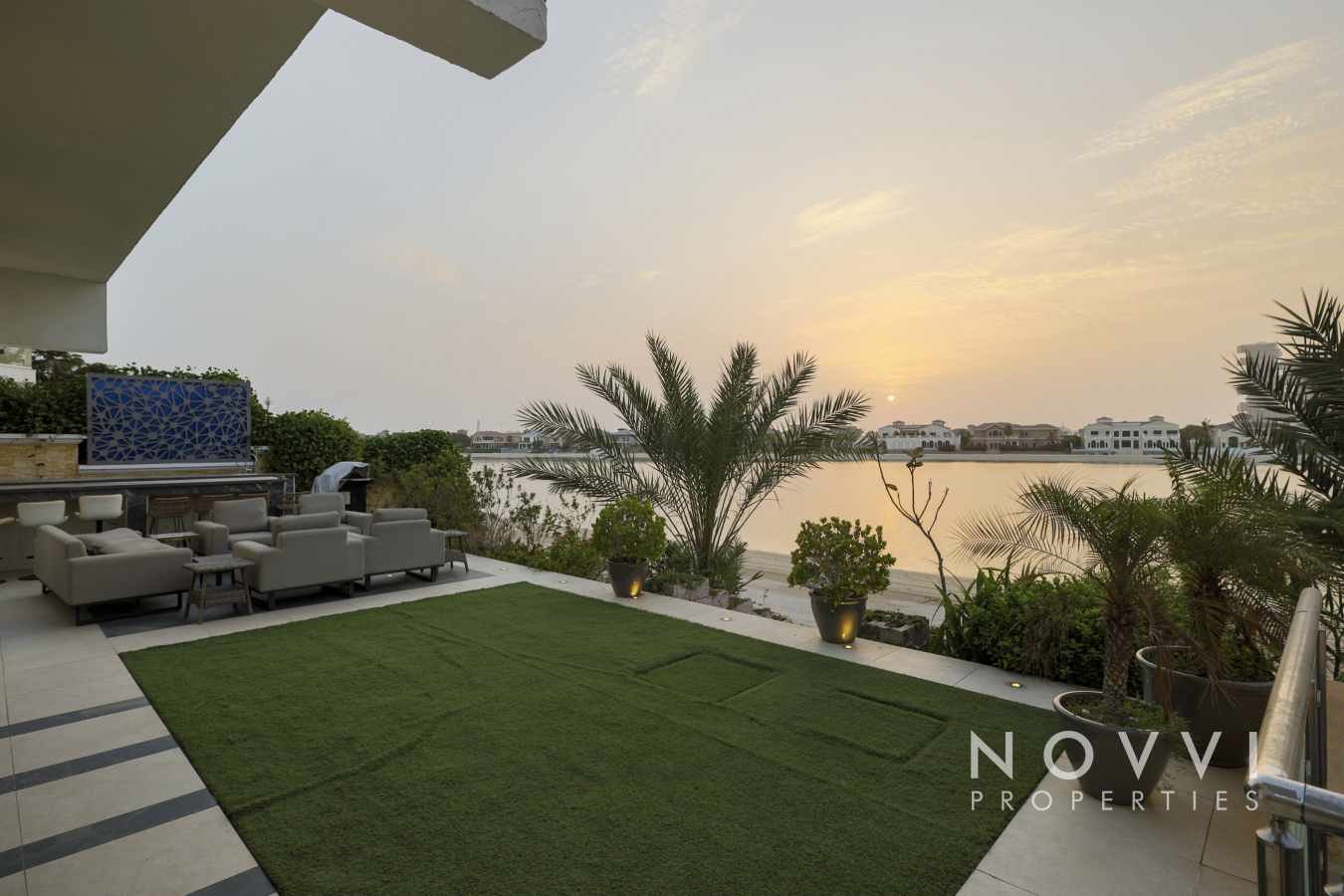 Fully Upgraded | 3 Storeys | Multiple Options