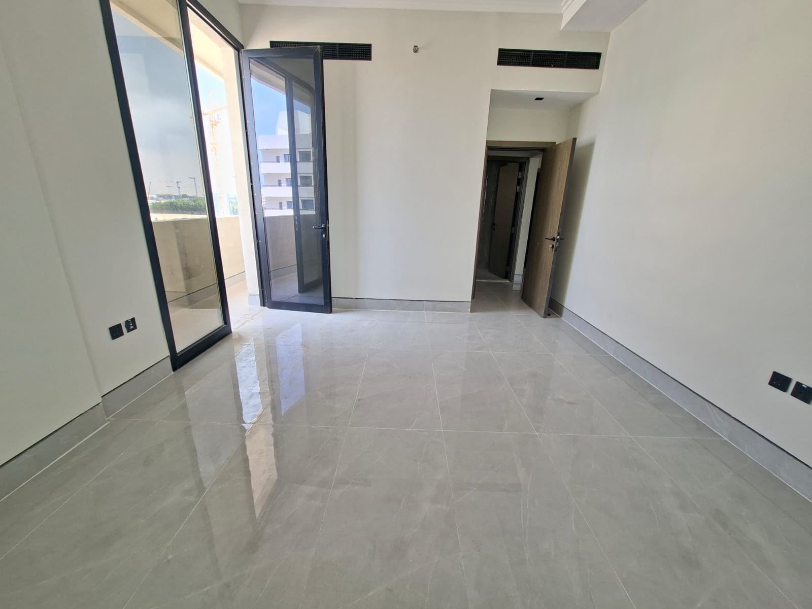 2 month free 1bhk 2wachroom 1mastr bad room balcony prim location aljada out sid brand new apartment