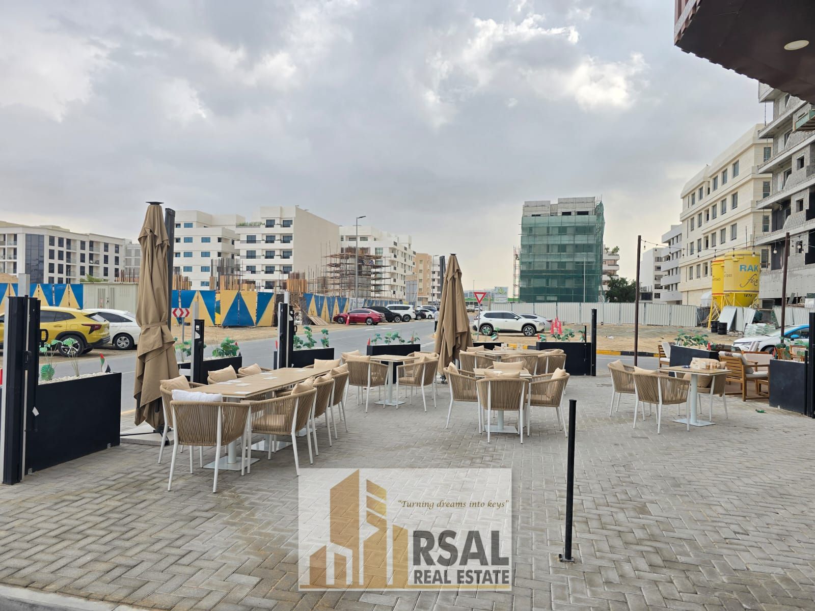 Look Like A barnd New 1BHK Appartment with Bacony In Alfalah Area