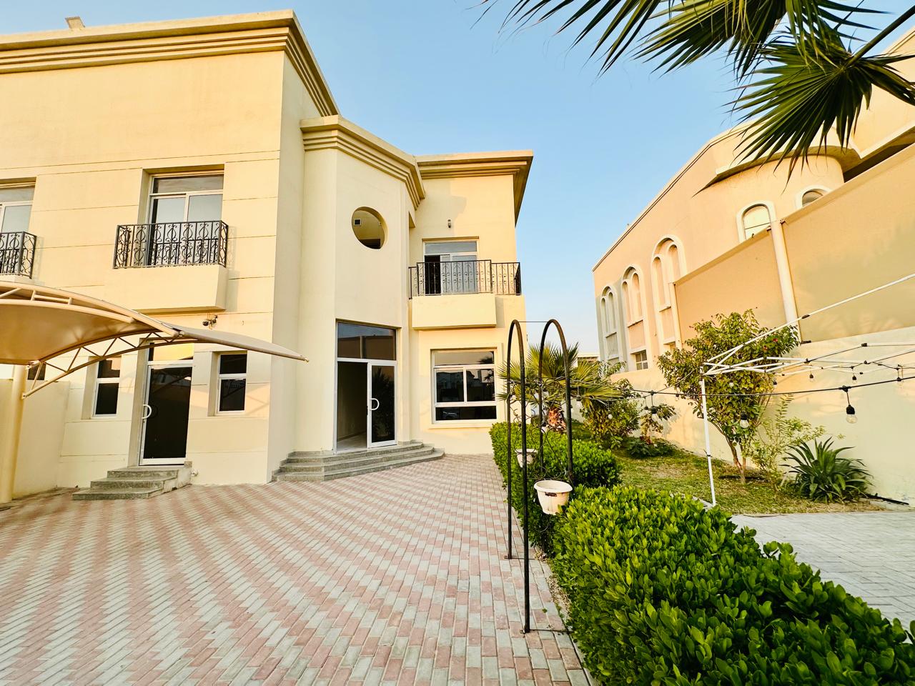 Spacious 4 Bedrooms Villa separate majlis for Rent in Hoshi, Sharjah