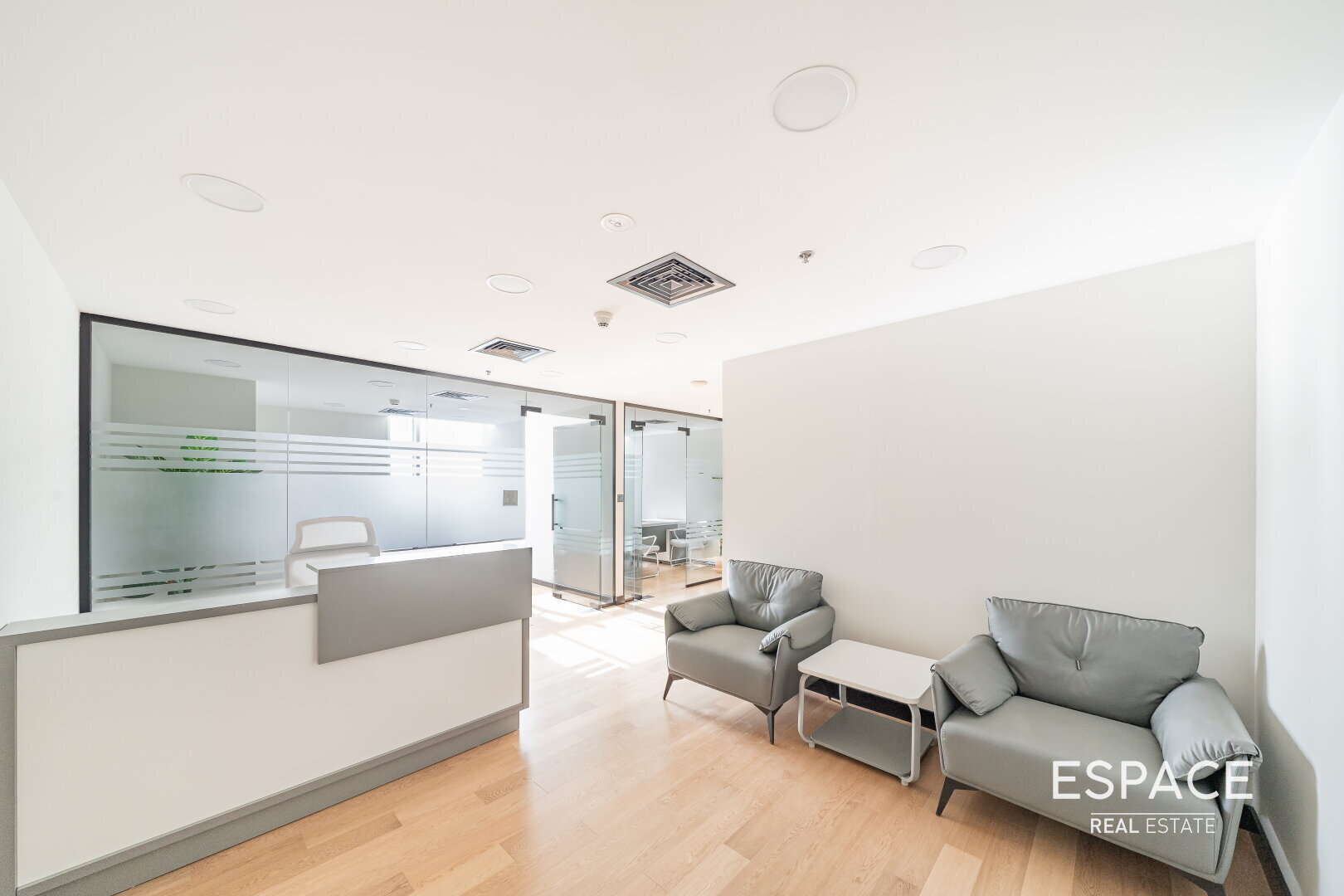 Prime Location | Vacant | Fully Furnished