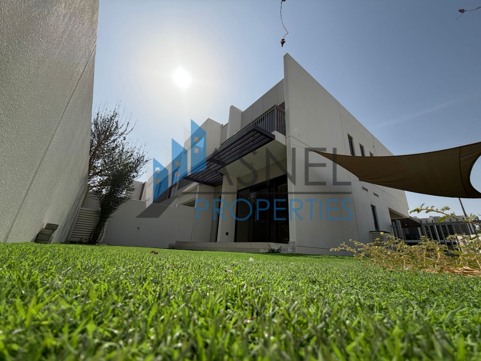 Villa Spacious 3Bed Corner Unit
