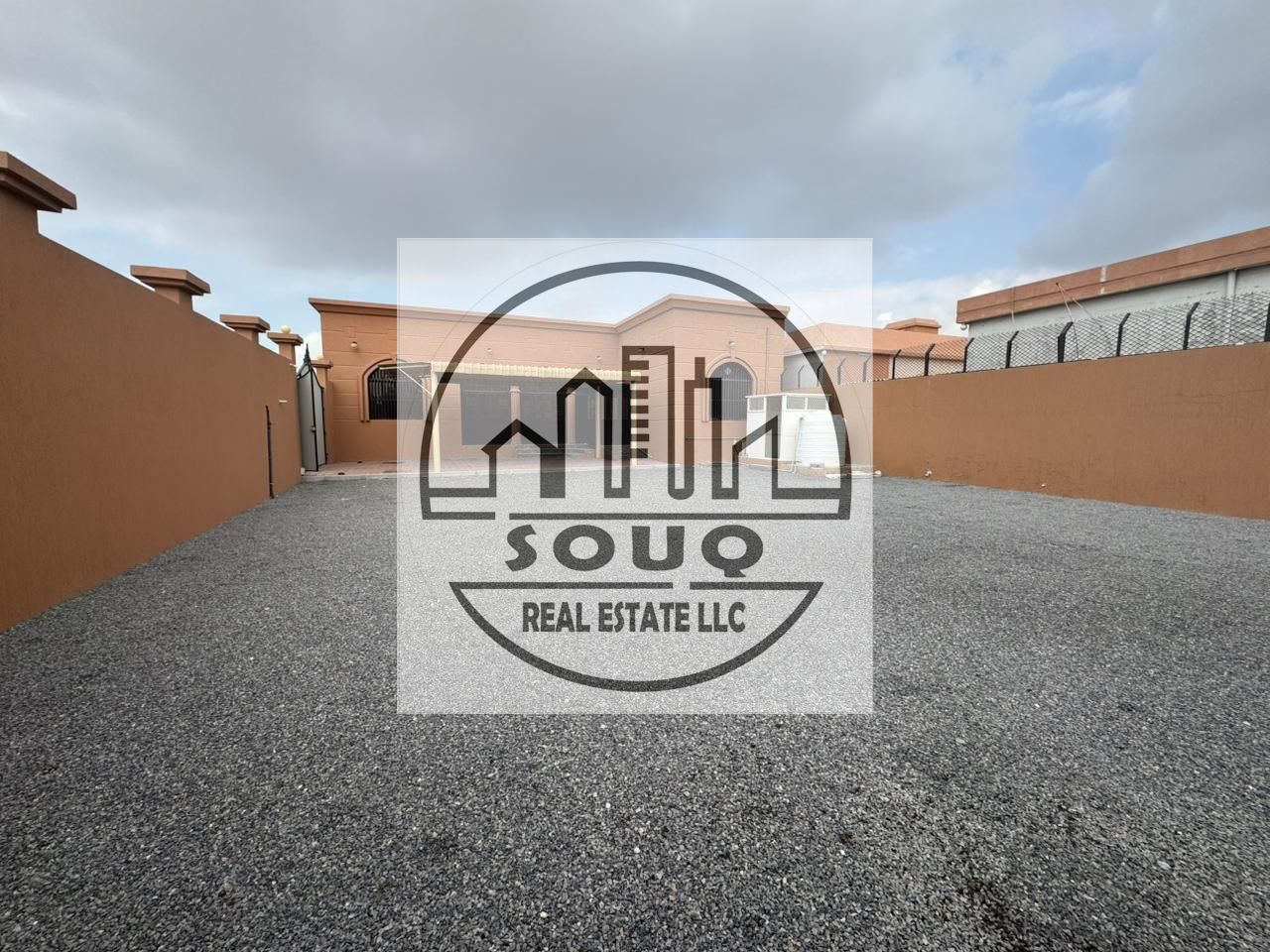 Charming 2 BR Villa in Seih Al Uraibi with BBQ Area | Locals and GCC only