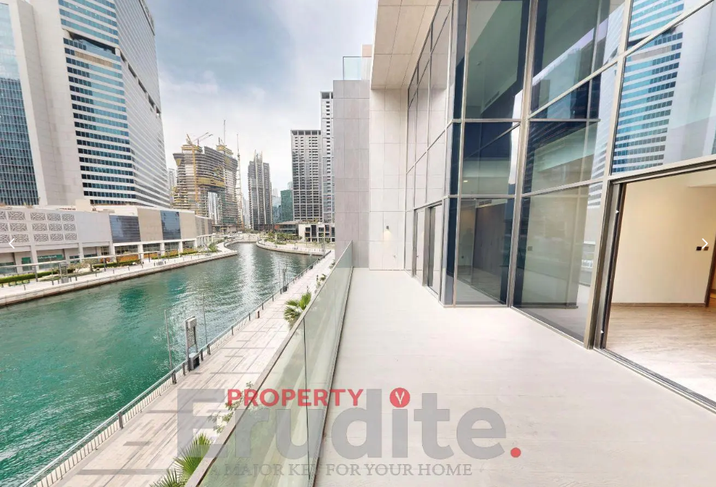 Canal View / Spacious Layout / Just Handed Over