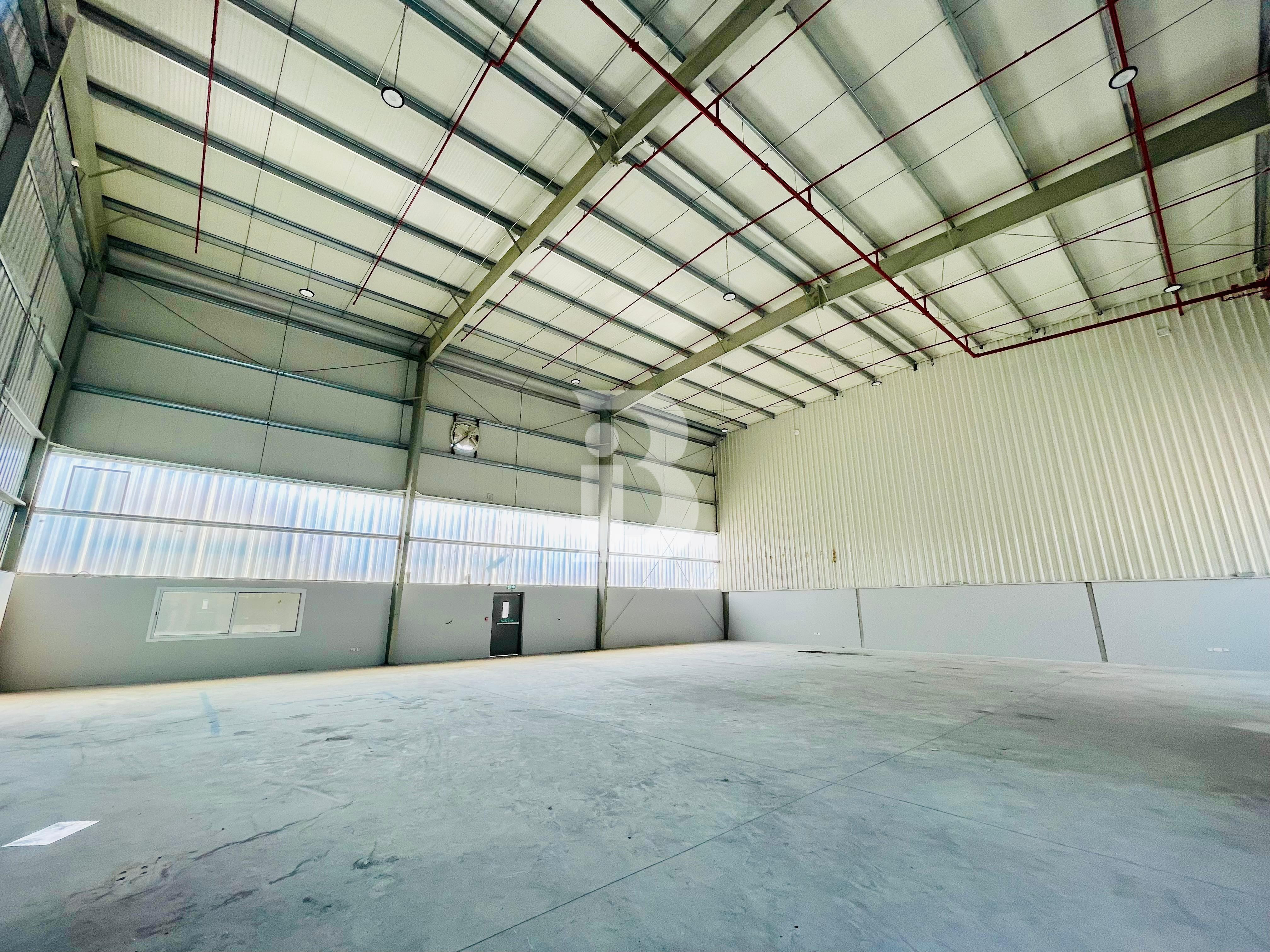 Manufacturing, Logistic & Storage 1000 KW