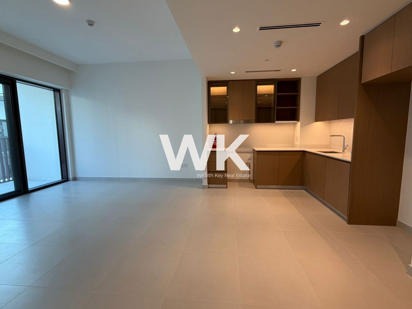 Brand New 2BR|Chiller Free |Beach Access/ Vacant