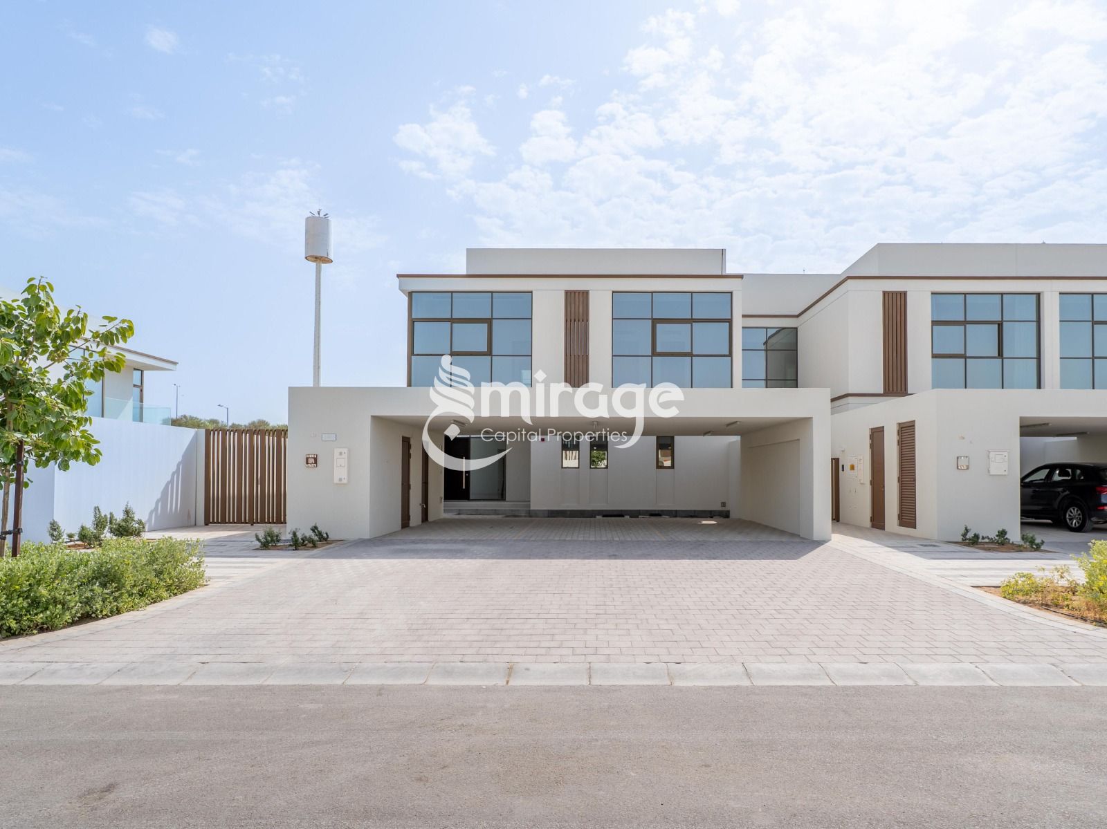 Luxury & Elegant | 4BR Townhouse | Prime Location