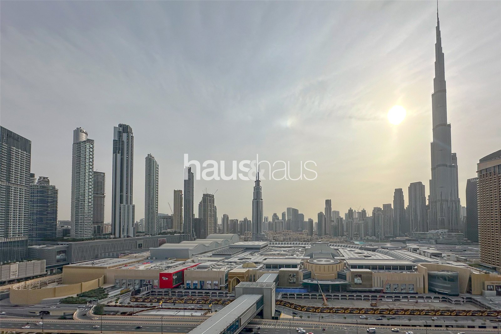 Panoramic Burj Views | Direct Mall Access | Modern