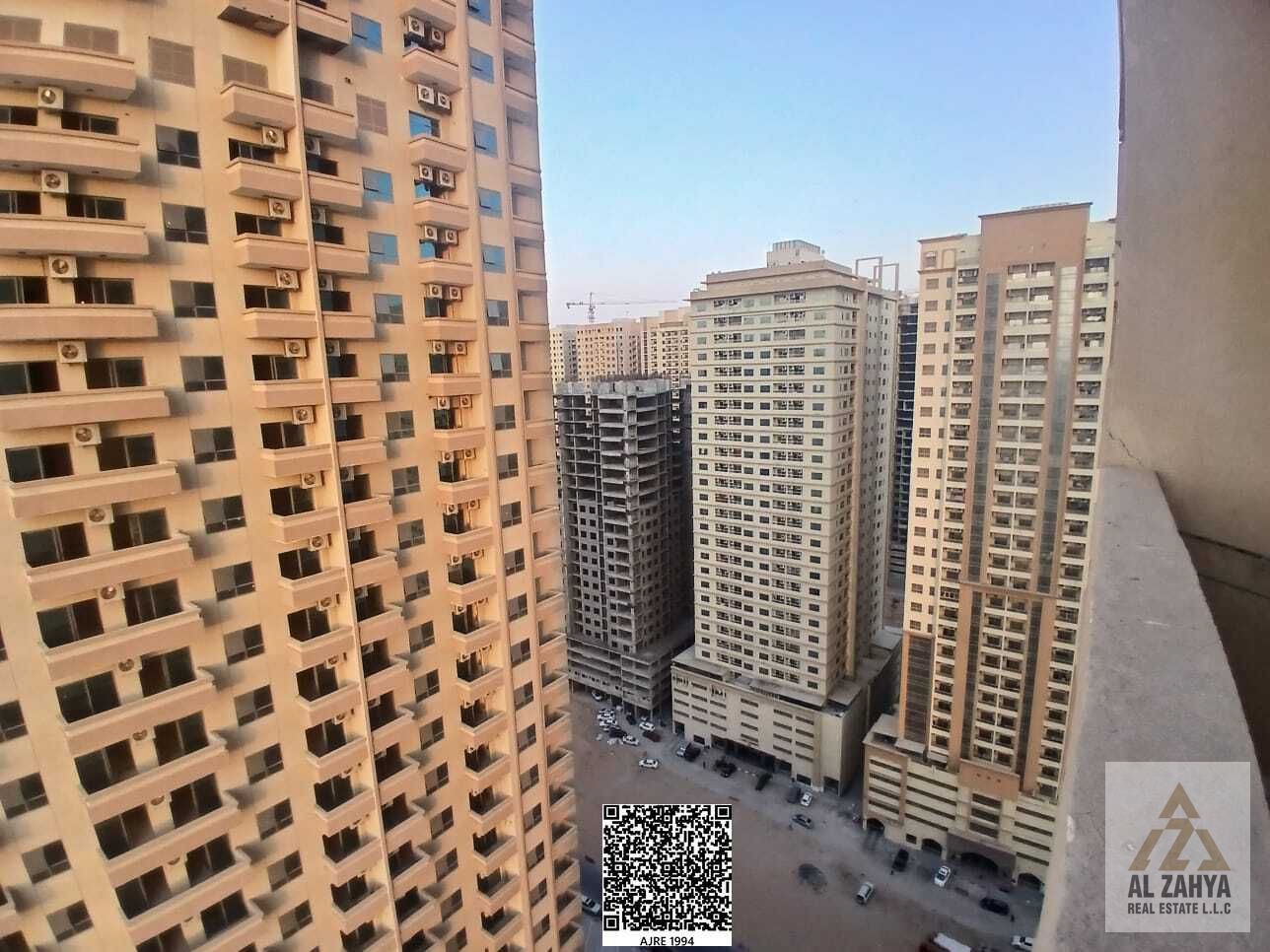 1BHK AVAILABLE||FOR RENT|| LILIES TOWER||WITH COVER PARKING||LUXURY FINISHING APPARTMENT.