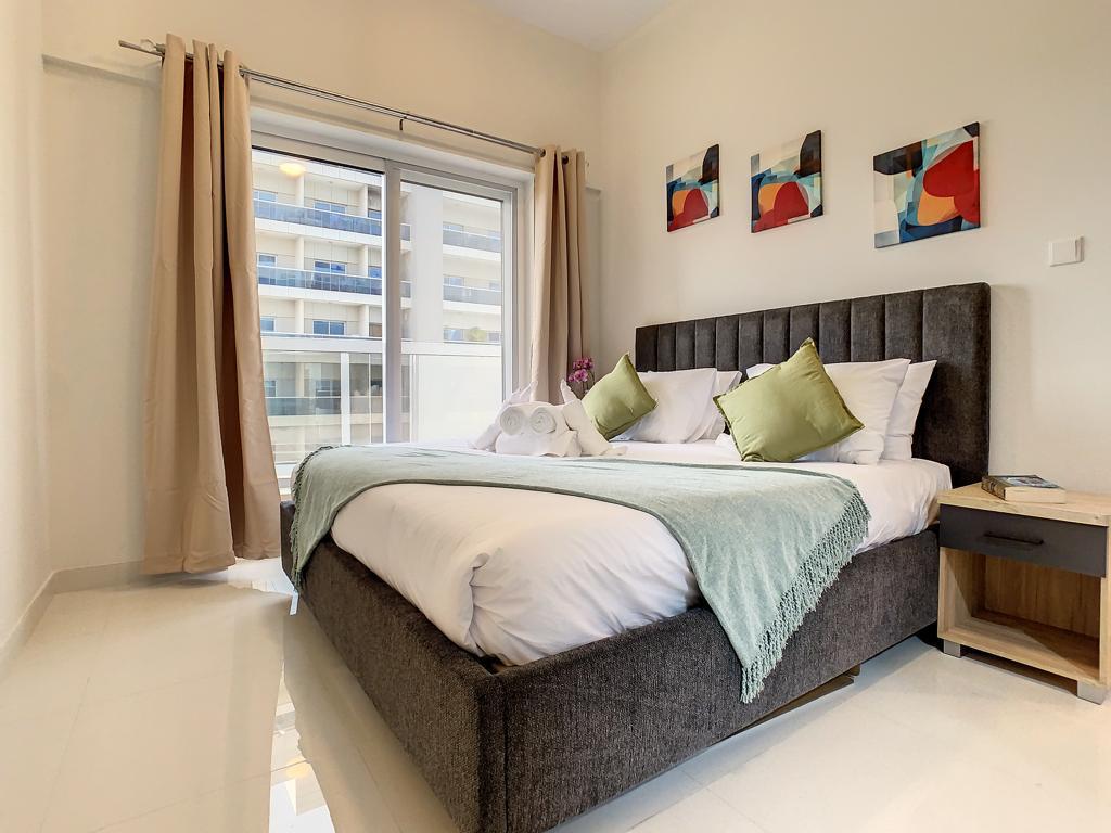 VACANT | 1 BEDROOM | PRIME LOCATION | NEGOTIABLE