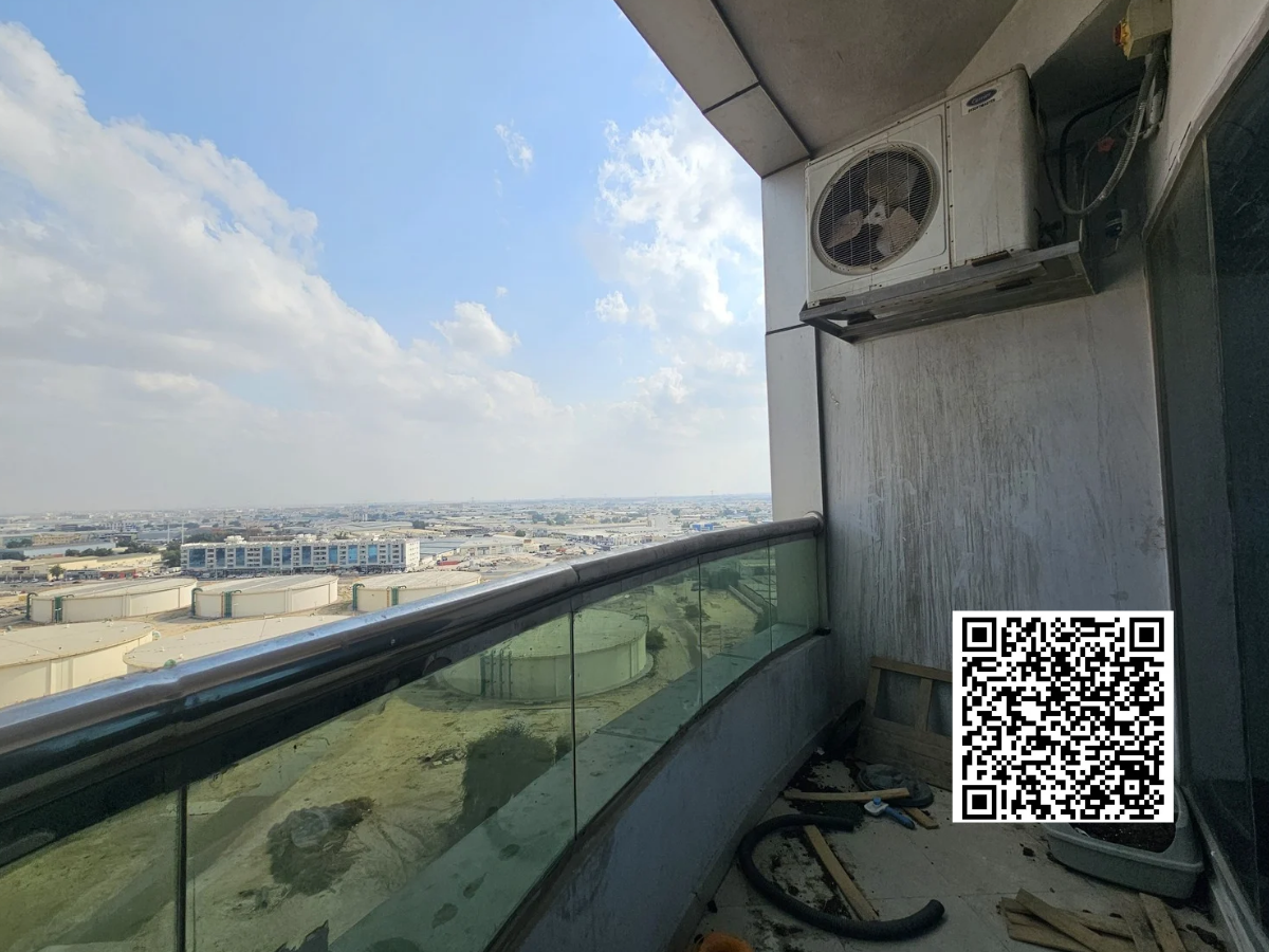 Spacious 2BHK Apartment for Yearly Rent in Conquer Tower Open View