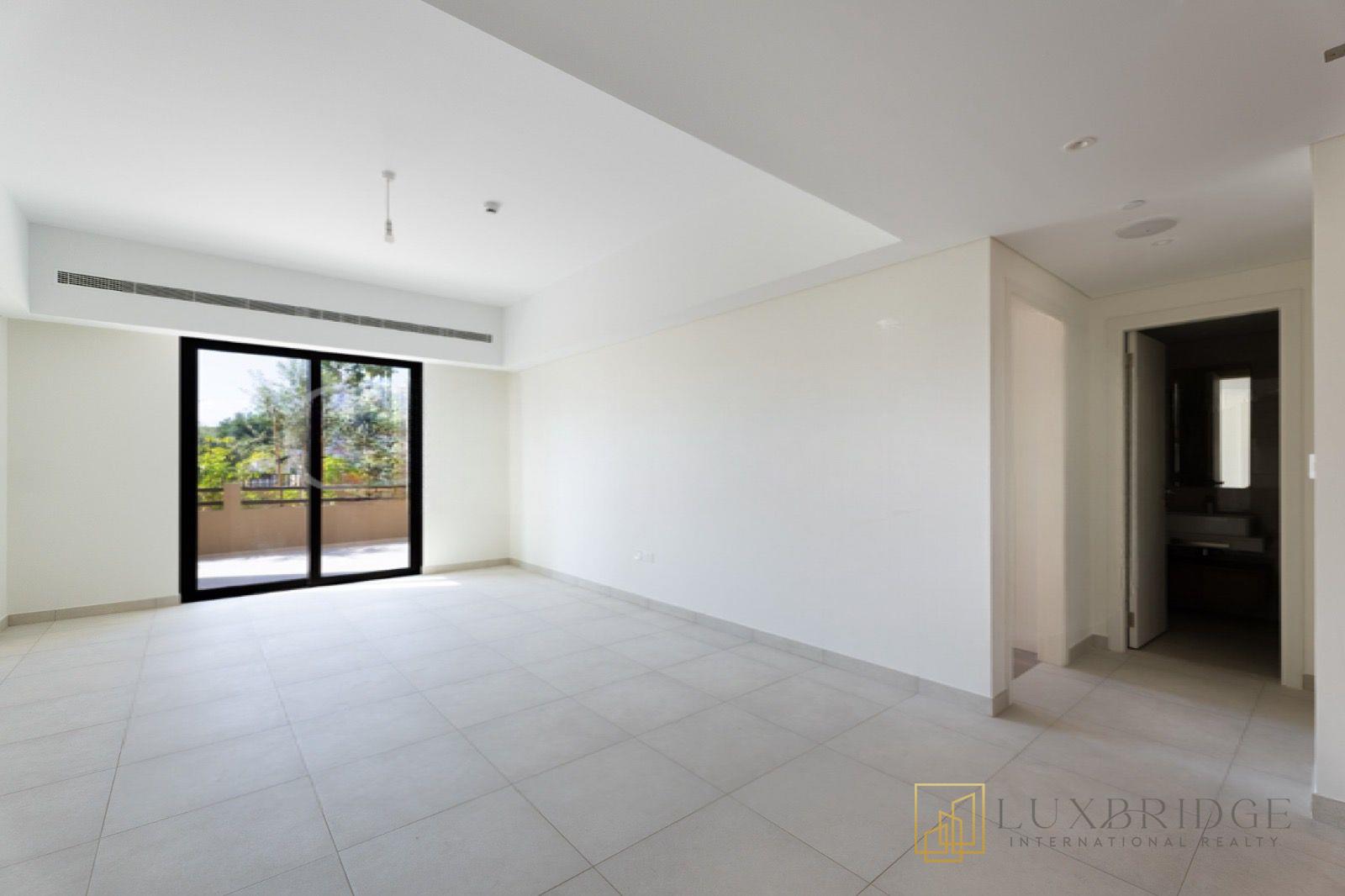 Luxurious Living | Spacious | Grand Terrace