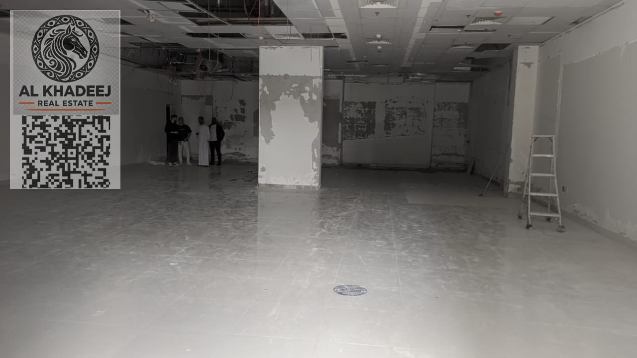 A large shop in the Mushairif area of Ajman, suitable for all commercial activities and close to all services.