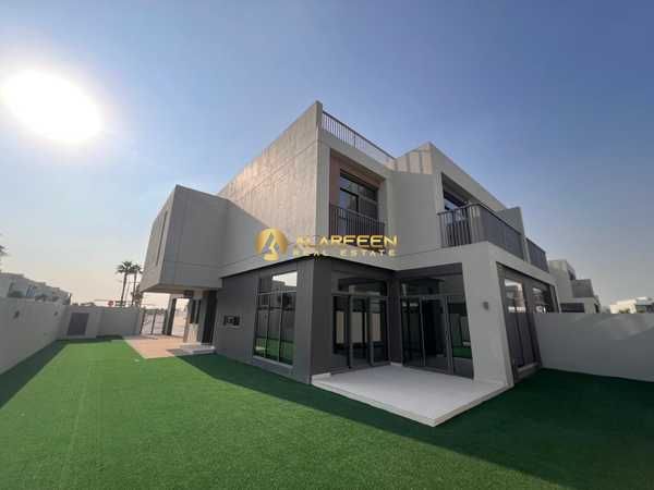 Corner Big Unit |Landscape Garden |Beachfront Living |4Ensuite