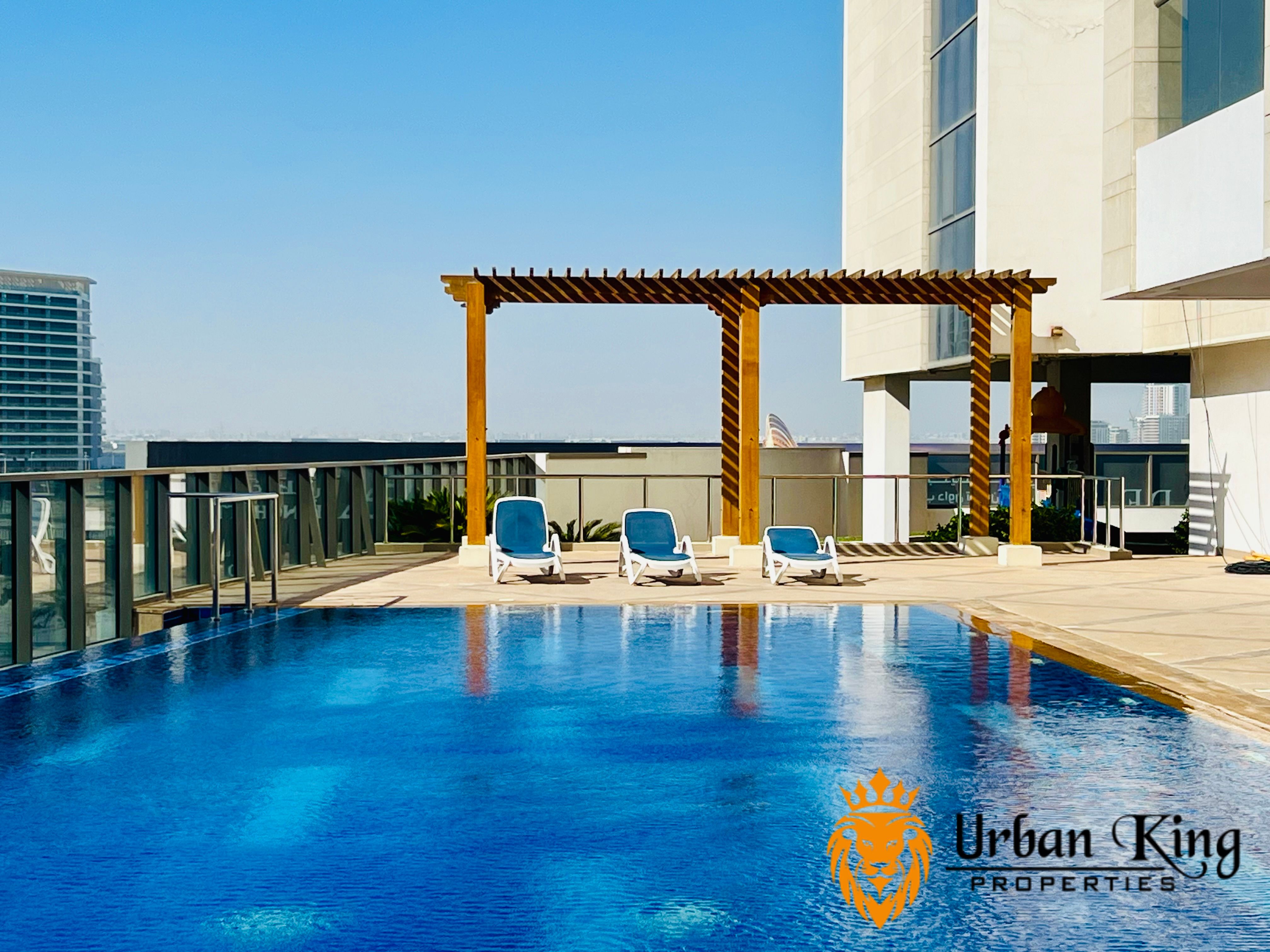 SPECIOUS 2BHK / CLOSE TO DOWNTOWN / READY TO MOVE