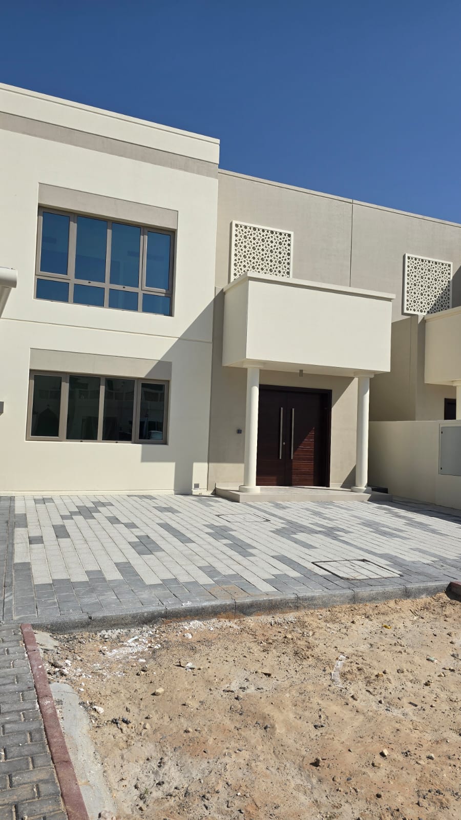 BRAND NEW 4BR VILLAS