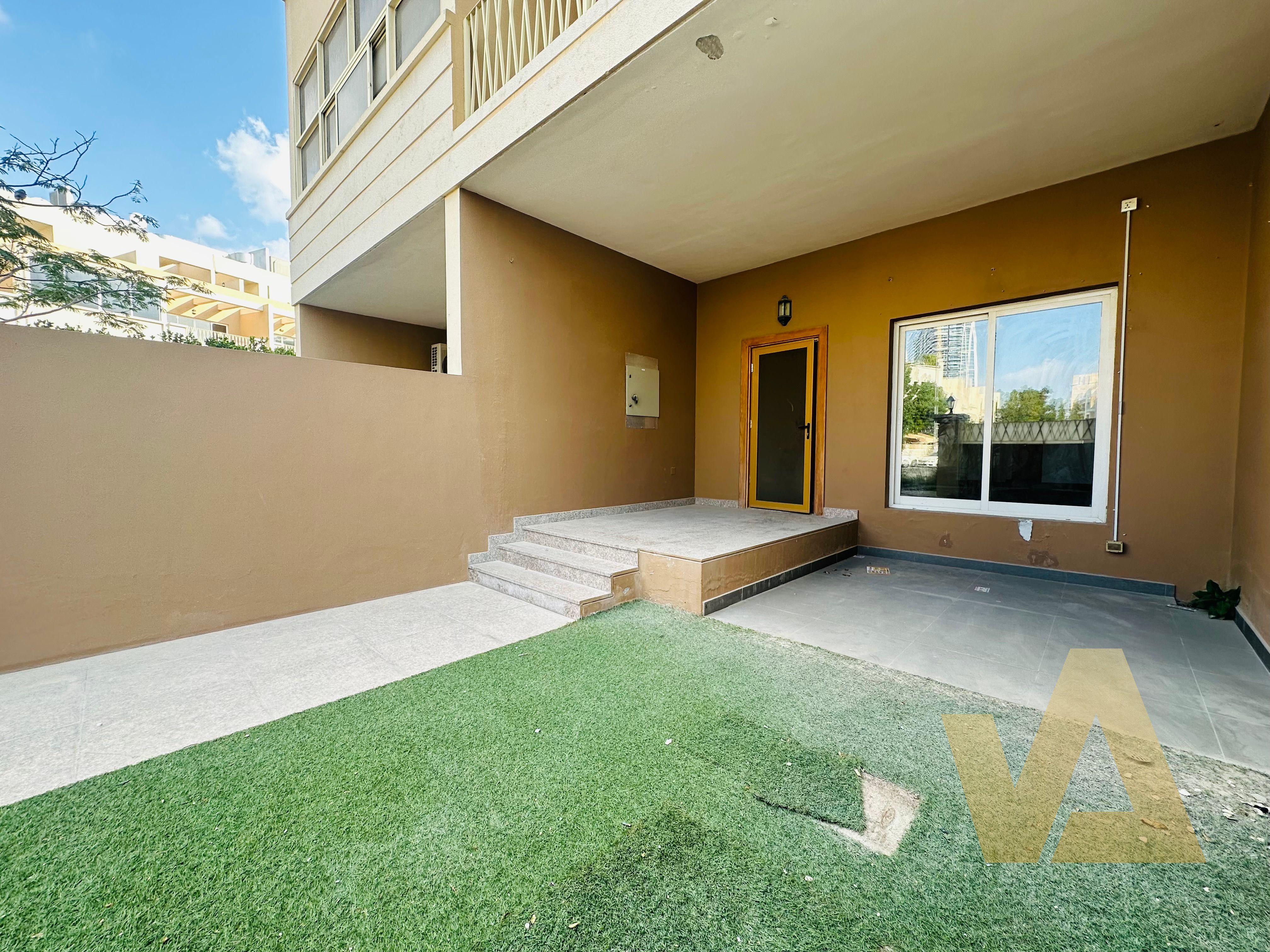 Amazing | park view | Vacant now