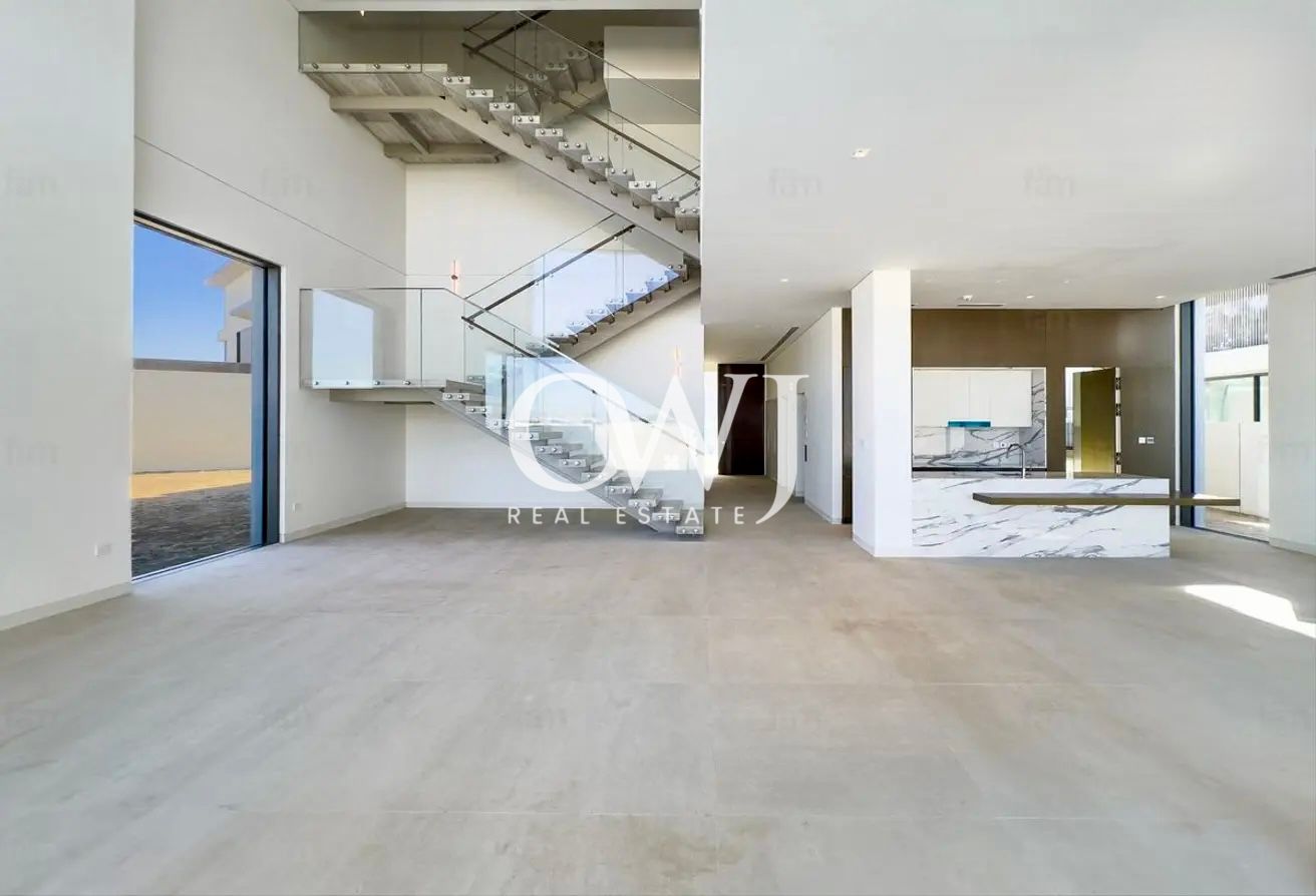 5br+Family+Maids| Burj View | Motivated seller
