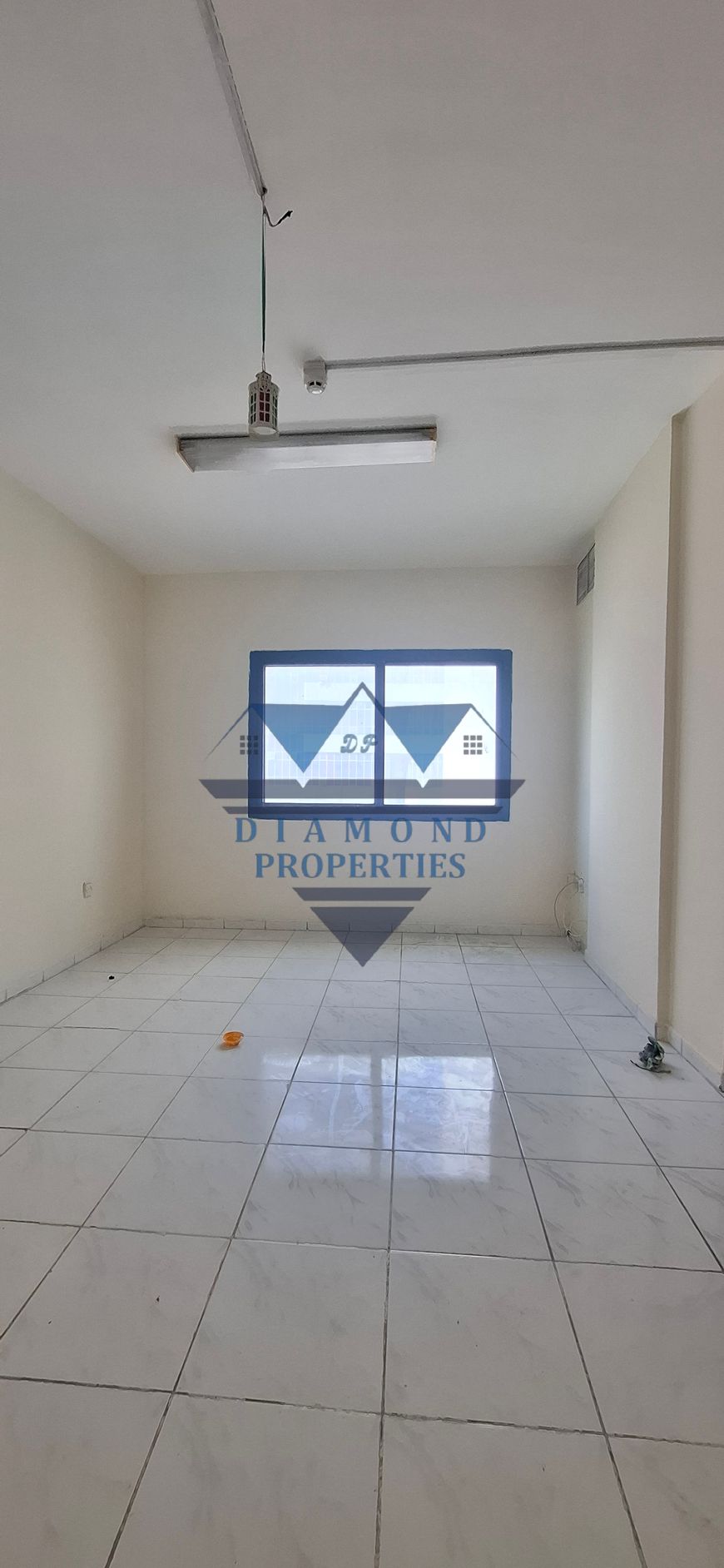 Neat and clean and family building 1bhk Cantral AC with balkany available in qasmia near by kingabdulaziz rd 30k
