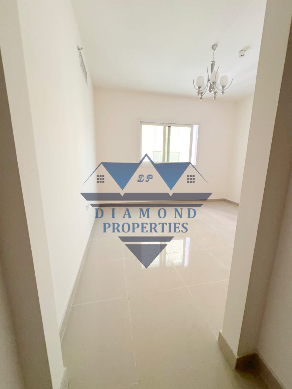 Very spacious and beautiful place luxury apartment all renovated 3bhk 3 bathroom with balkany available in Abushagara just in 52k