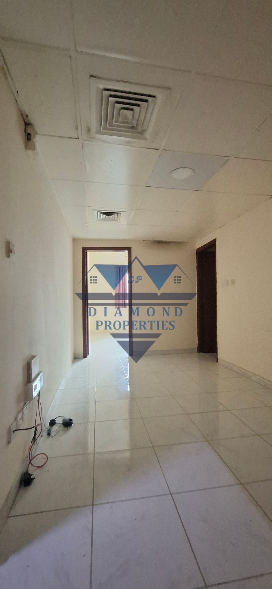 Hot offer good location 1bhk cantral Ac big kitchen available in Al qasmiya just in 26k family building neat and clean flat