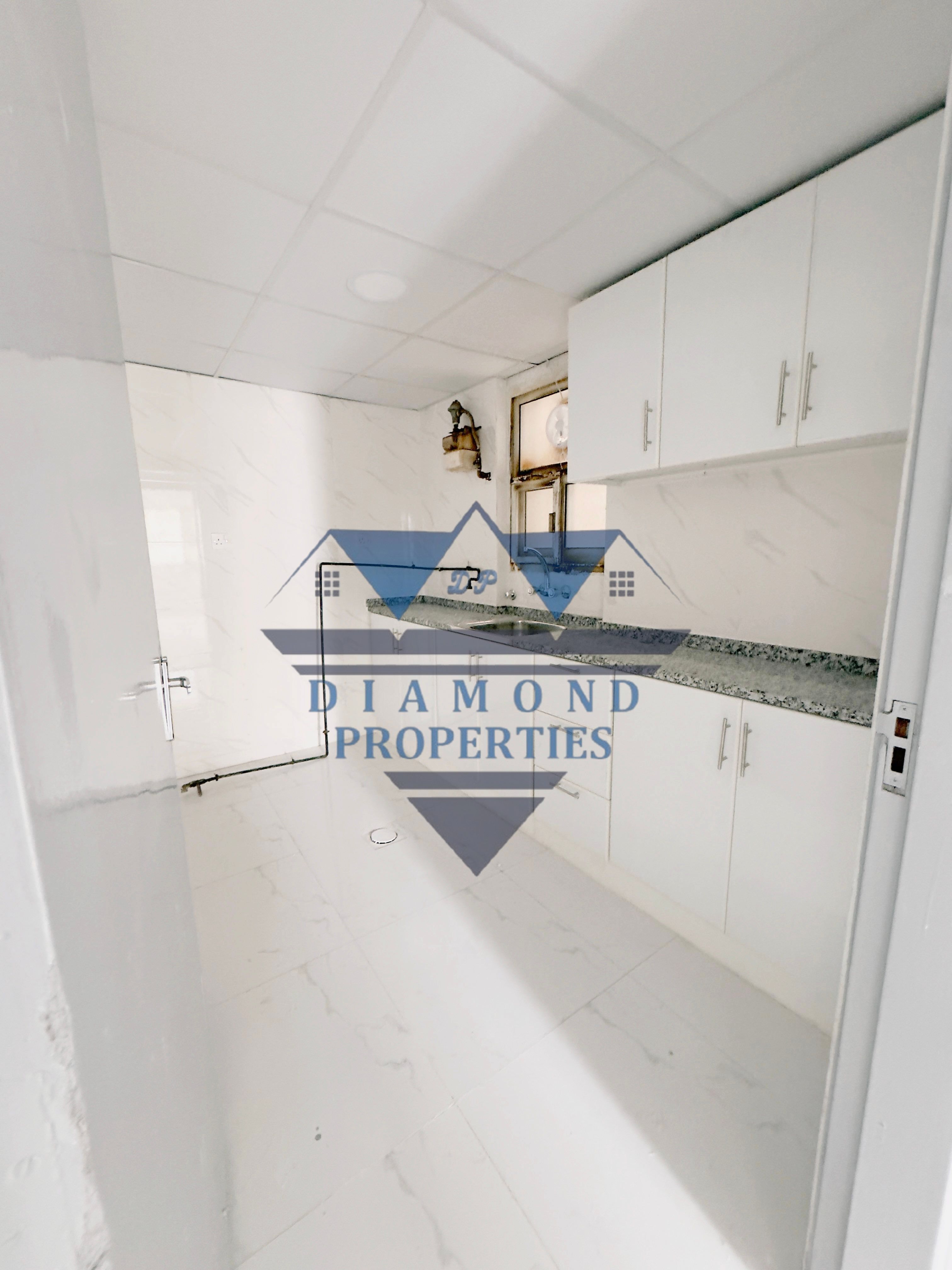 BRAND NEW RENOVATED 2BHK JUST IN 30K VERY CHEAP PRICE AT PRIME LOCATION