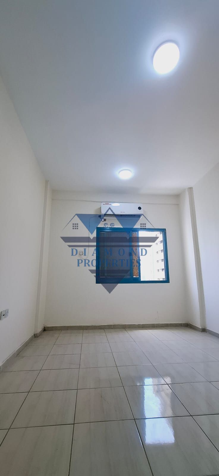 Good location and spacious flat 2bhk one bathroom with split Ac 30k