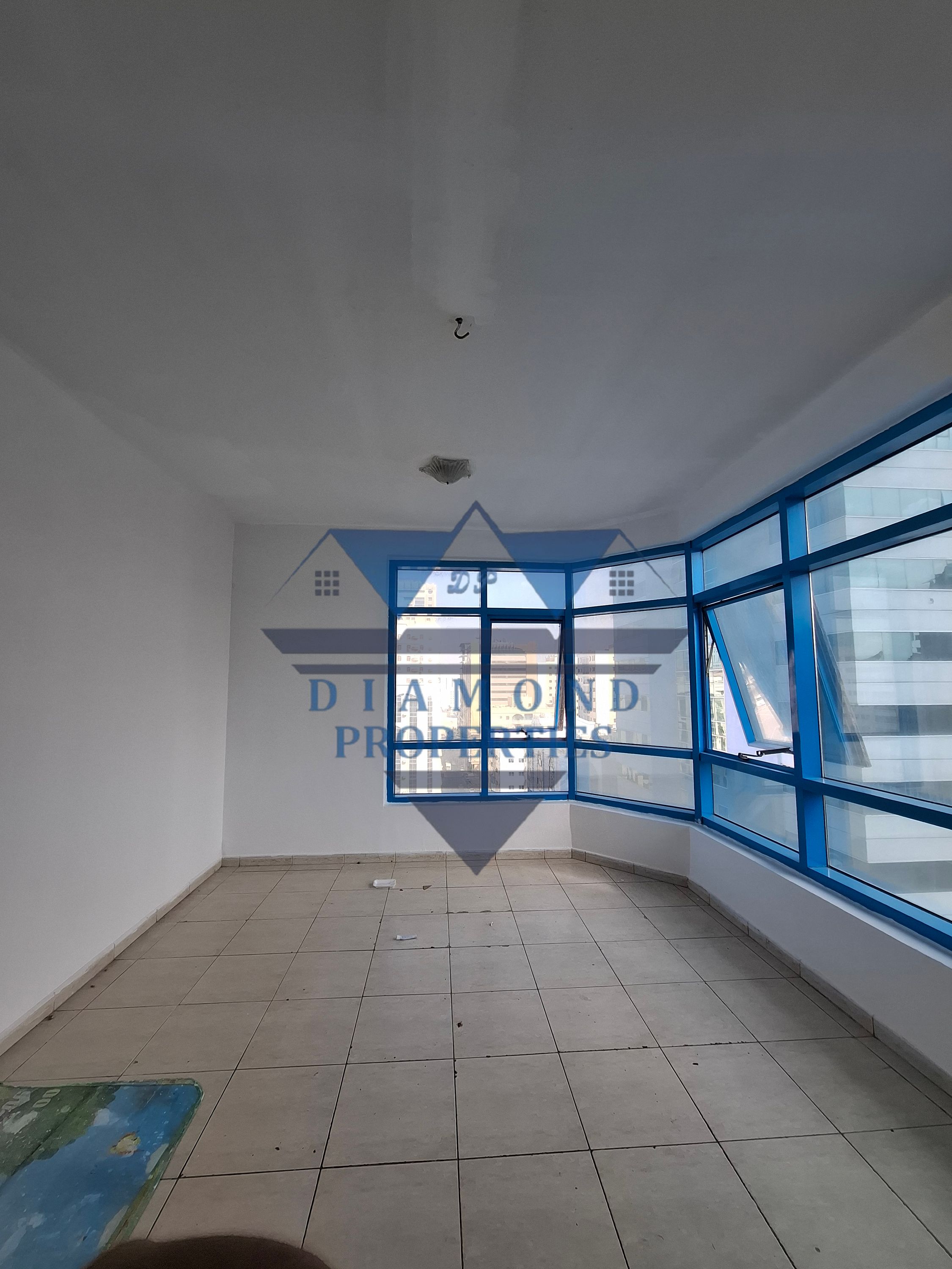 Beuty full apartment spacious flat 1bhk open view central Ac hall close 34k family building good location in al Qasimia