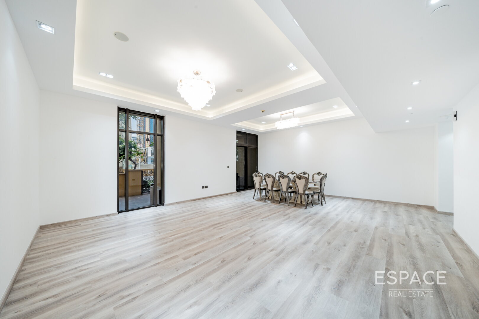 Duplex Style | Fully Upgraded | View Now