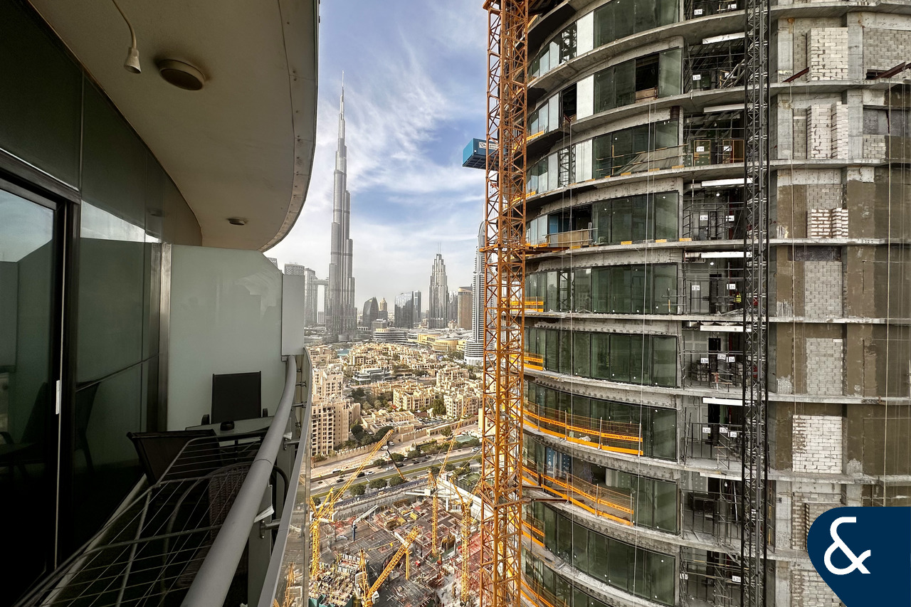 Burj Khalifa View | Large Layout | VOT