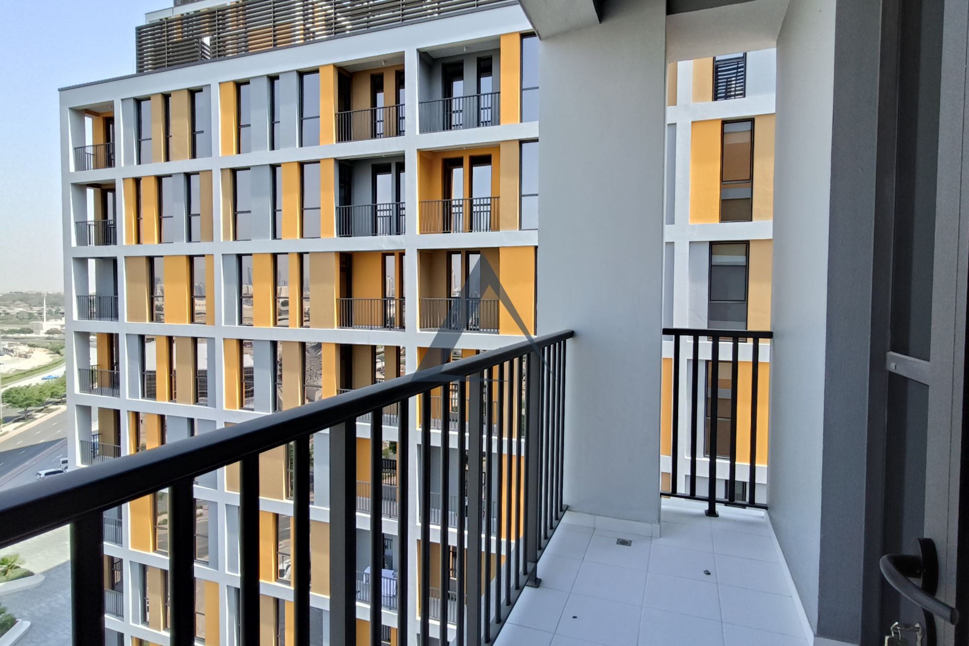Unfurnished | Open Kitchen | Ready to Move