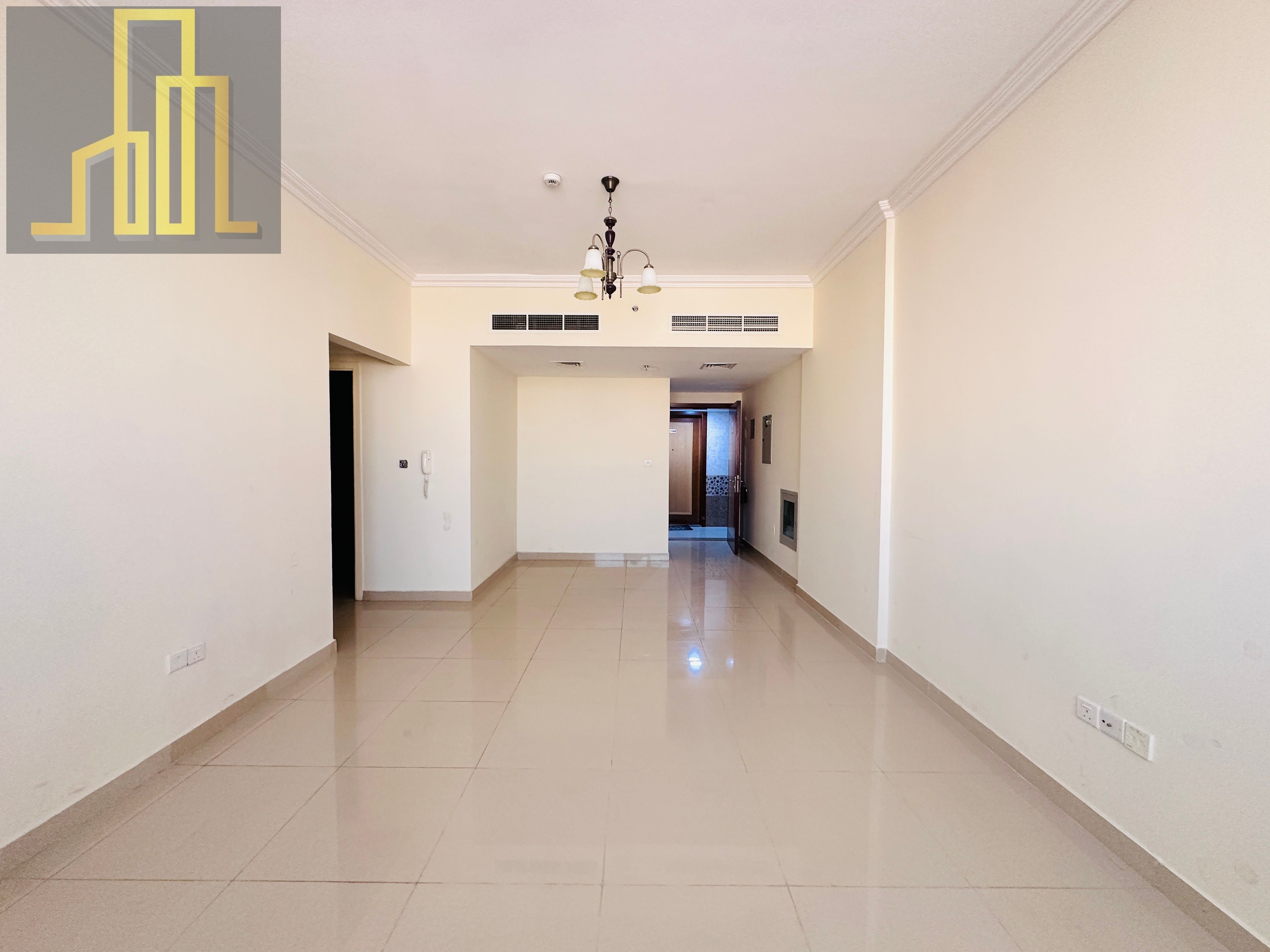 Smart Spacious 3BHK , 3 Baths , Without Balcony