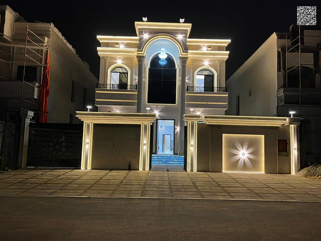The most luxurious villas in Ajman with a sophisticated classic design, two floors and a roof, at a price that includes registration fees - an unmissa