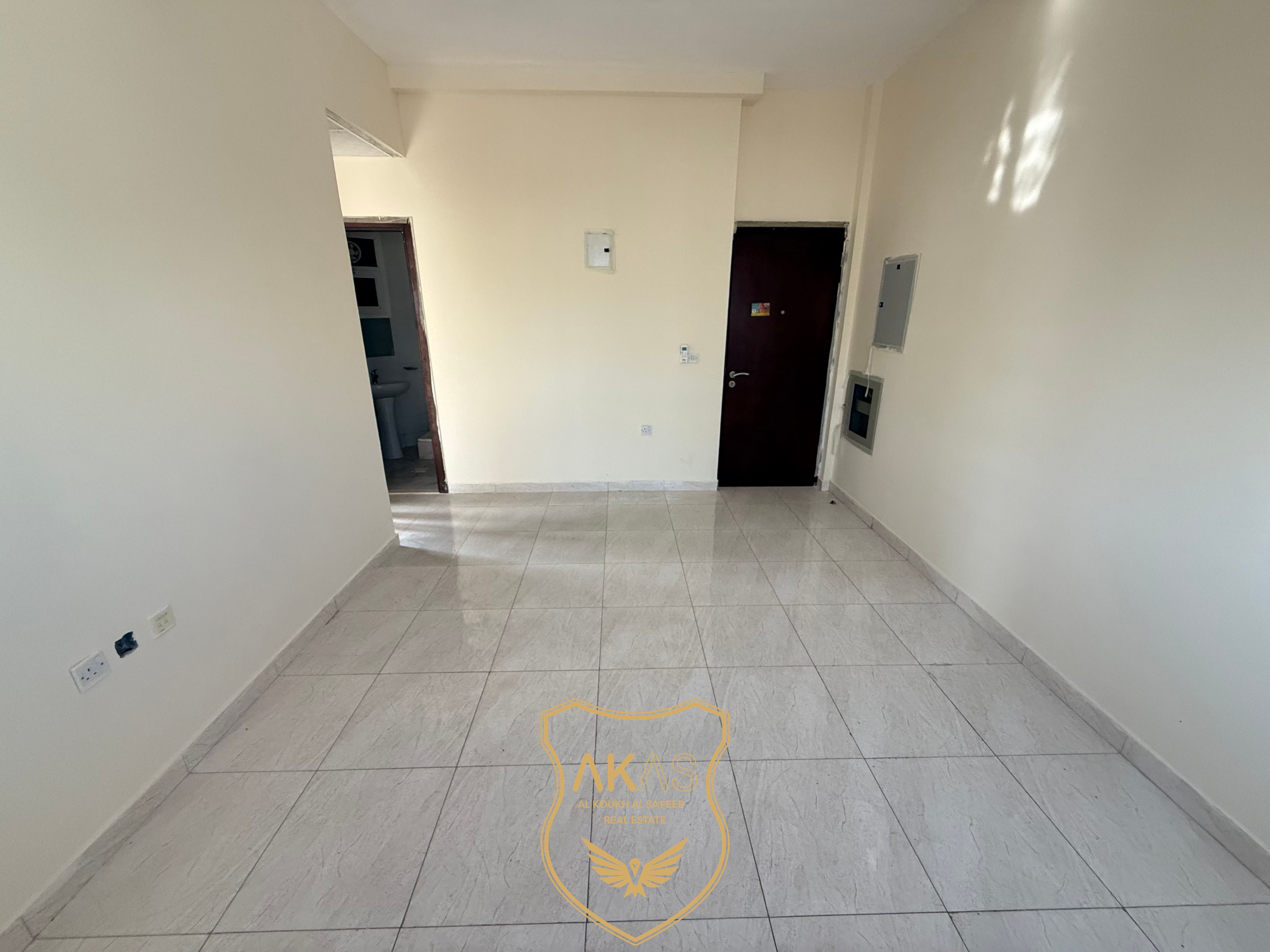 Spacious One Bedroom Apartment in Brand New Building for Family