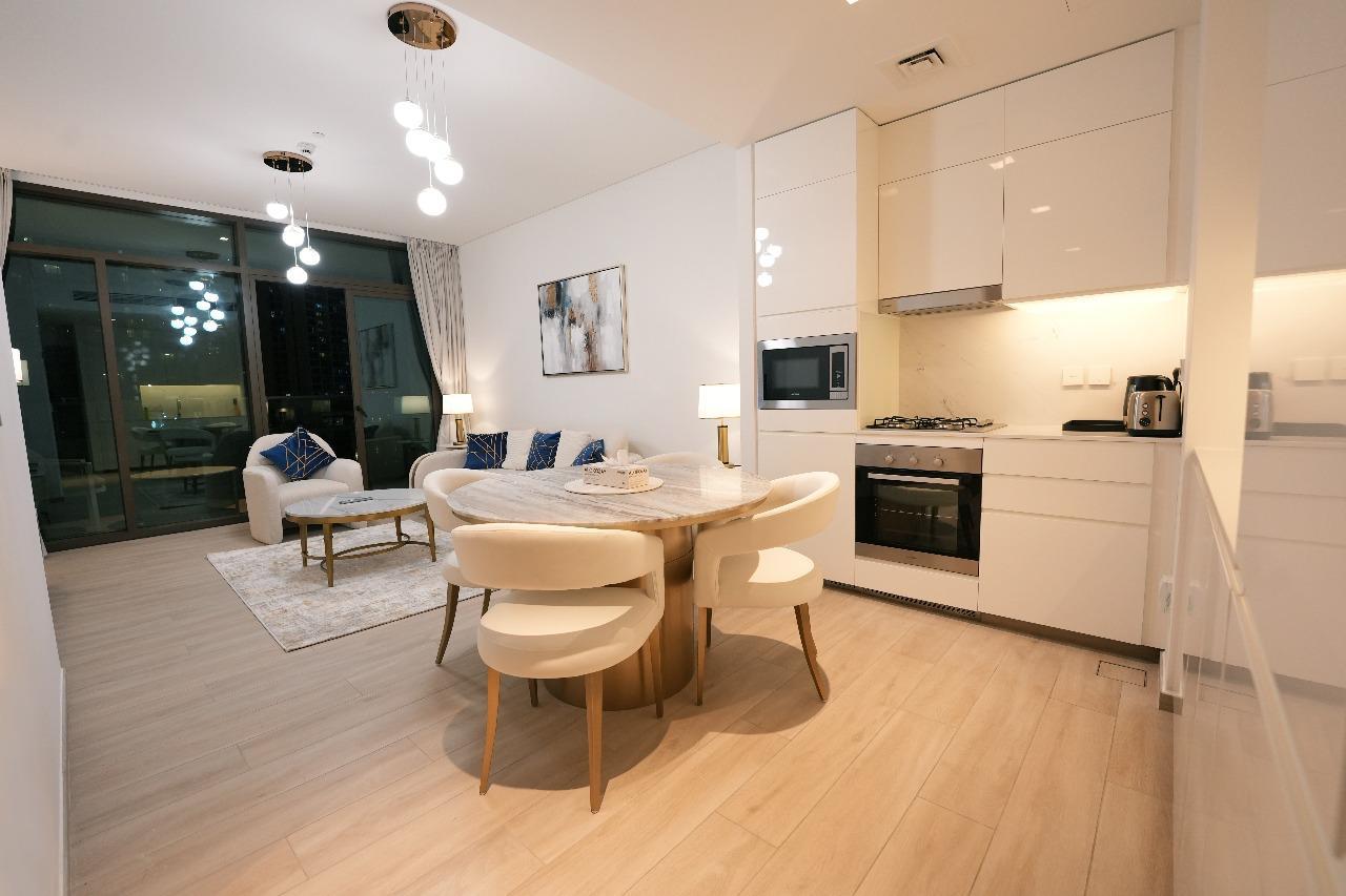 Elegant 1BR Apartment | Palace Residences North | Creek View Living