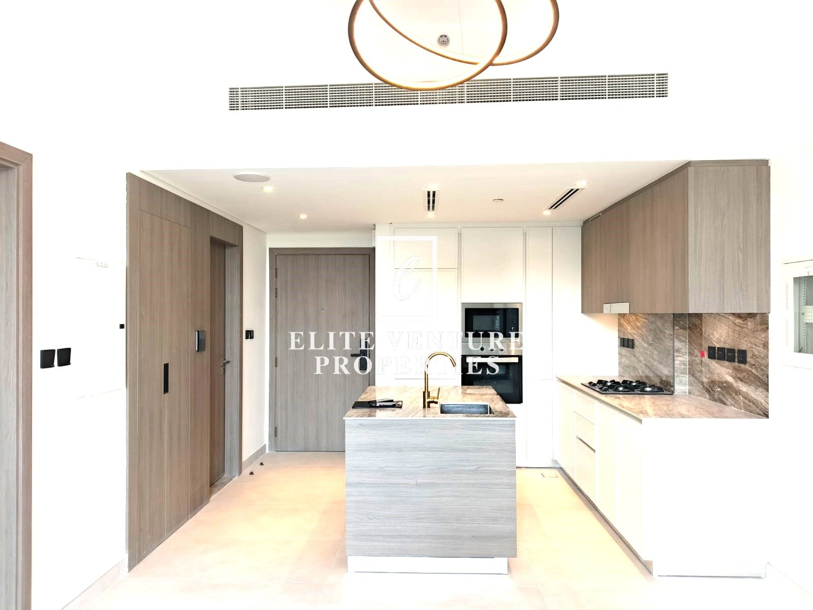 HUGE LAYOUT | BRAND NEW | SPACIOUS
