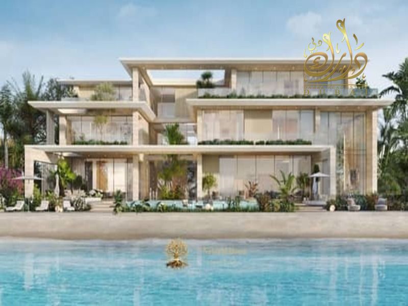 Don't miss out! Luxury beachfront suite - exclusive to VIP clients - less than 1% discount per month - less than 1000 sq m - 3-year lease