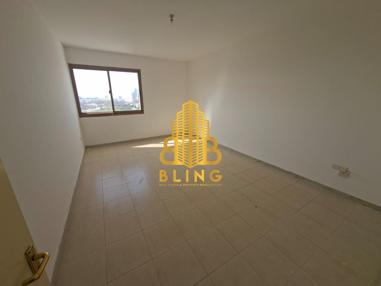 Tremendous 1BHK With Closed Kitchen & Spacious Saloon