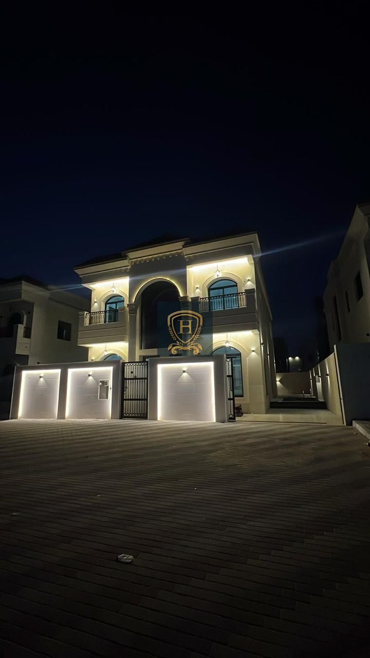 Luxury Villa for Sale | Freehold for All Nationalities | Opposite AZHA Own a stunning modern villa in a prime location opposite AZHA, with easy acces