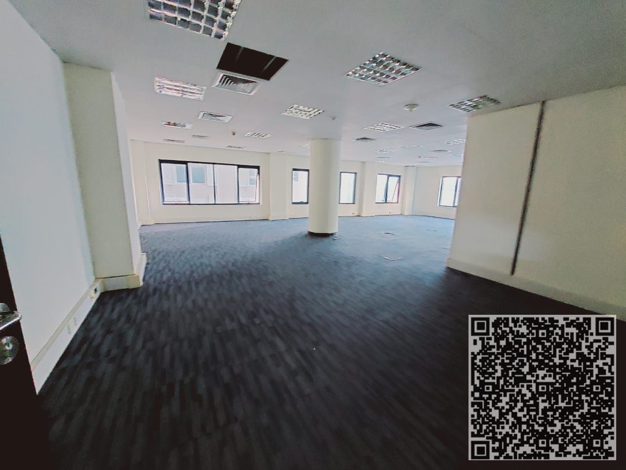 Spacious 1,500 Sqft Office with Chiller-Free, Kitchen & Bath | Conference Hall | Prime Location Al Soor , Corniche Sharjah