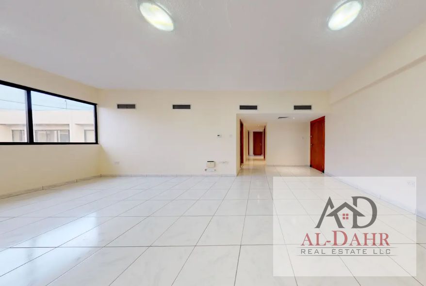 3BEDROOM APPARTMENT WITH PRIME LOCATION