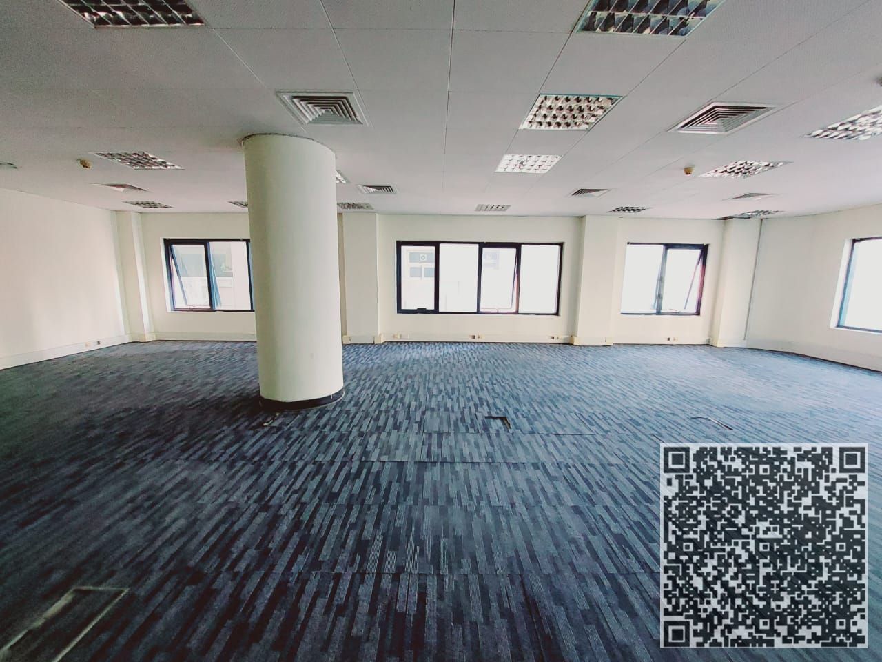 Spacious 1,000 Sqft Office with Chiller-Free, Kitchen & Bath | Conference Hall | Prime Location Al Soor , Sharjah
