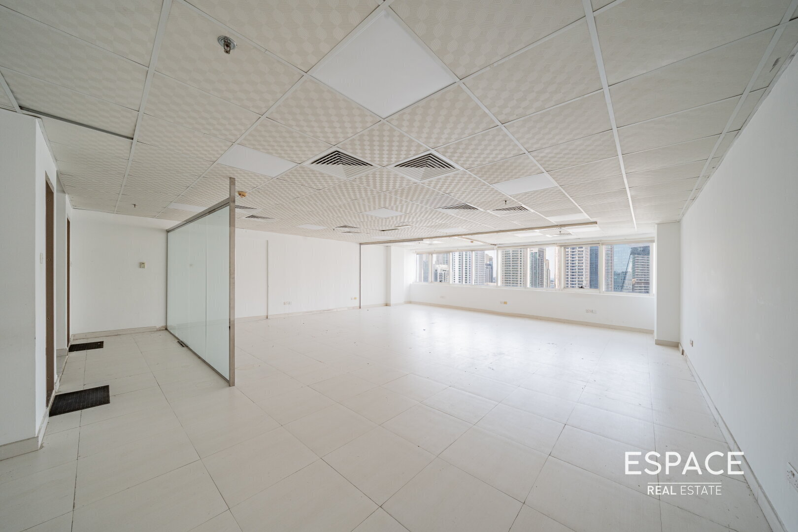Prime Location | Vacant | Fitted